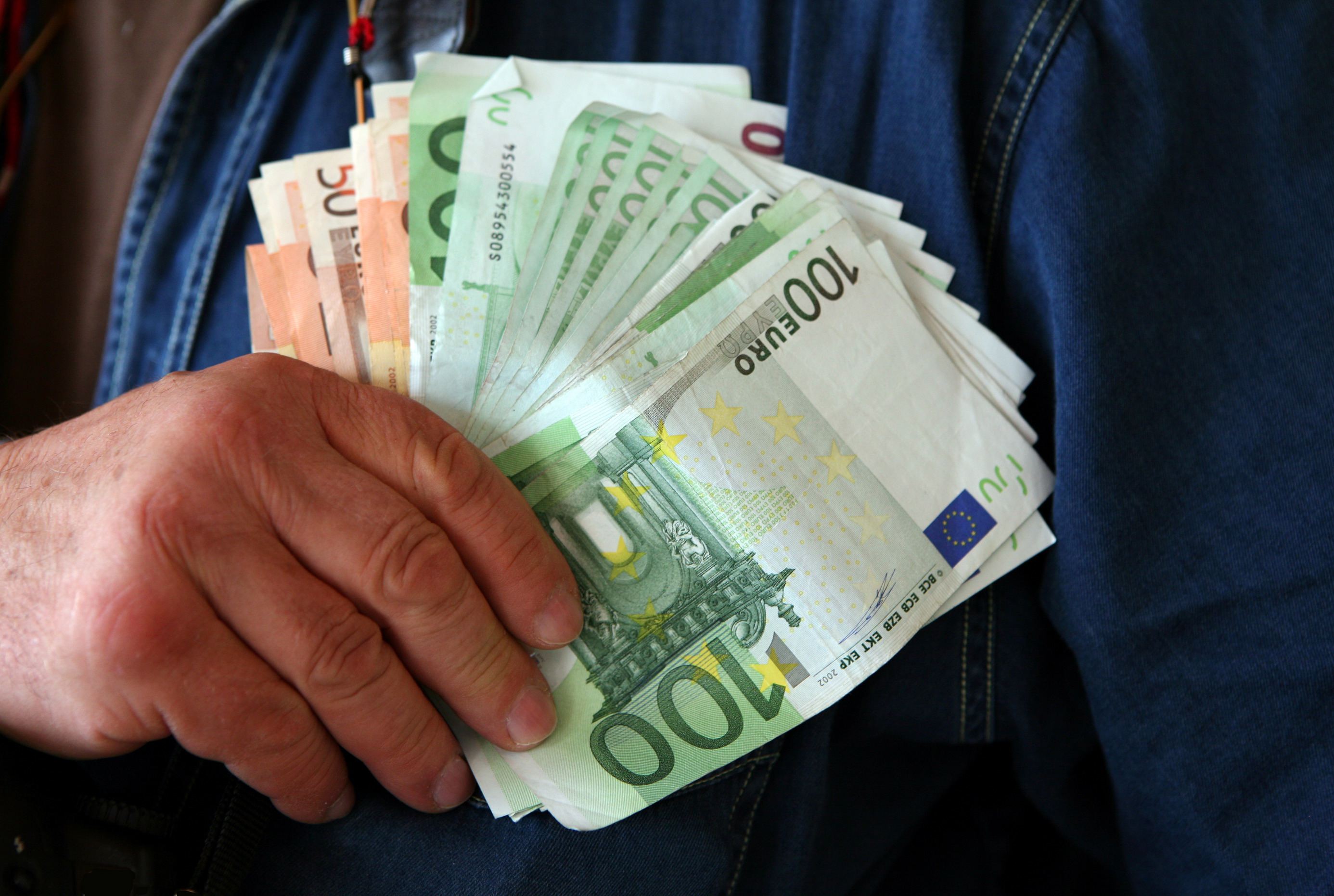 Nuova Tassa Sui Conti Correnti Superiori A 5.000 Euro