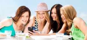 Quest'estate puoi usare lo smartphone risparmiando