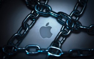 Illustrative photographs of locks, chains, iPhones, and Apple computers to illustrate the theme of "security" in all it's forms. Photographed in New York, U.S., on Thursday, June 18, 2015.  Photographer: Craig Warga/Bloomberg *** Local Caption ***