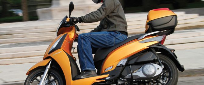Assicurazione Scooter E Ciclomotori 50 E 125 Preventivo Online Verti Assicurazione Scooter E Ciclomotori 50 E 125 Preventivo Online Verti